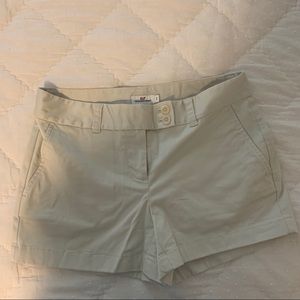 Vineyard vines shorts